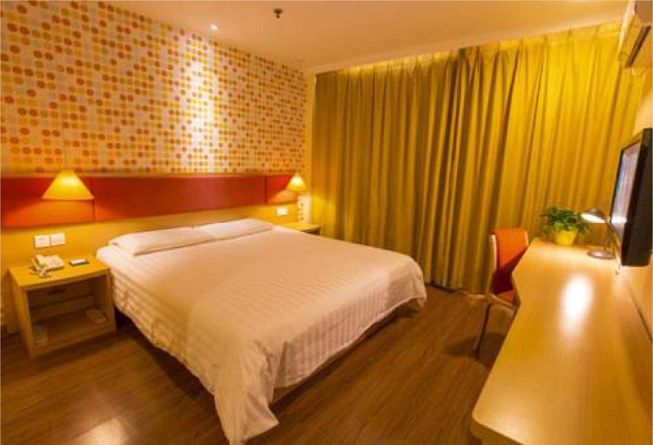 Home Inn Beijing International Exhibition Sanyuanqiao Екстер'єр фото